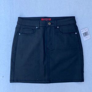 New GUESS Women's Black Denim Skirt SZ 27